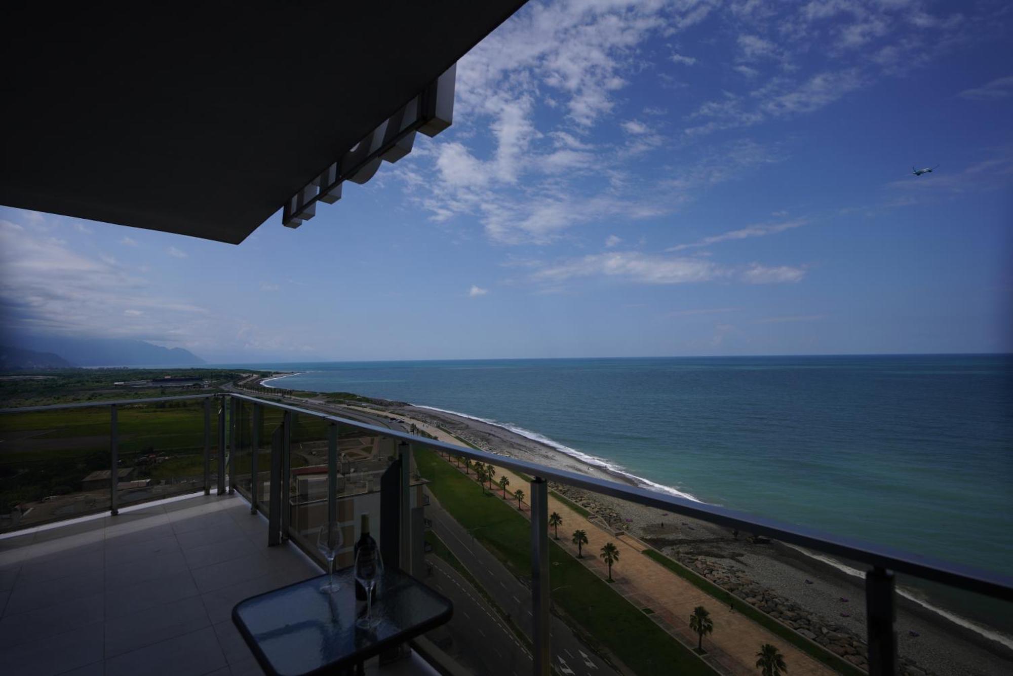 Rumi Hotel Batumi Exterior photo